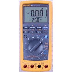 
       FLUKE 789 Kalibrator z multimetrem
     