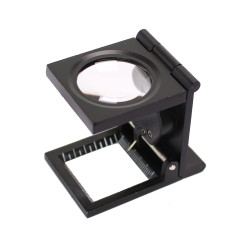 Lupa stojąca składana z podświetleniem 25mm/10x z podziałką skala 1.0mm 9005A